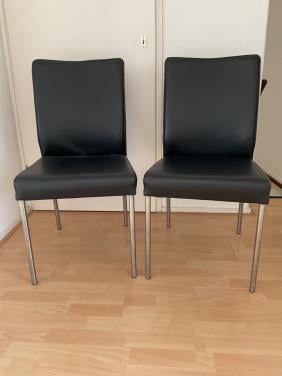 2 eetkamerstoelen