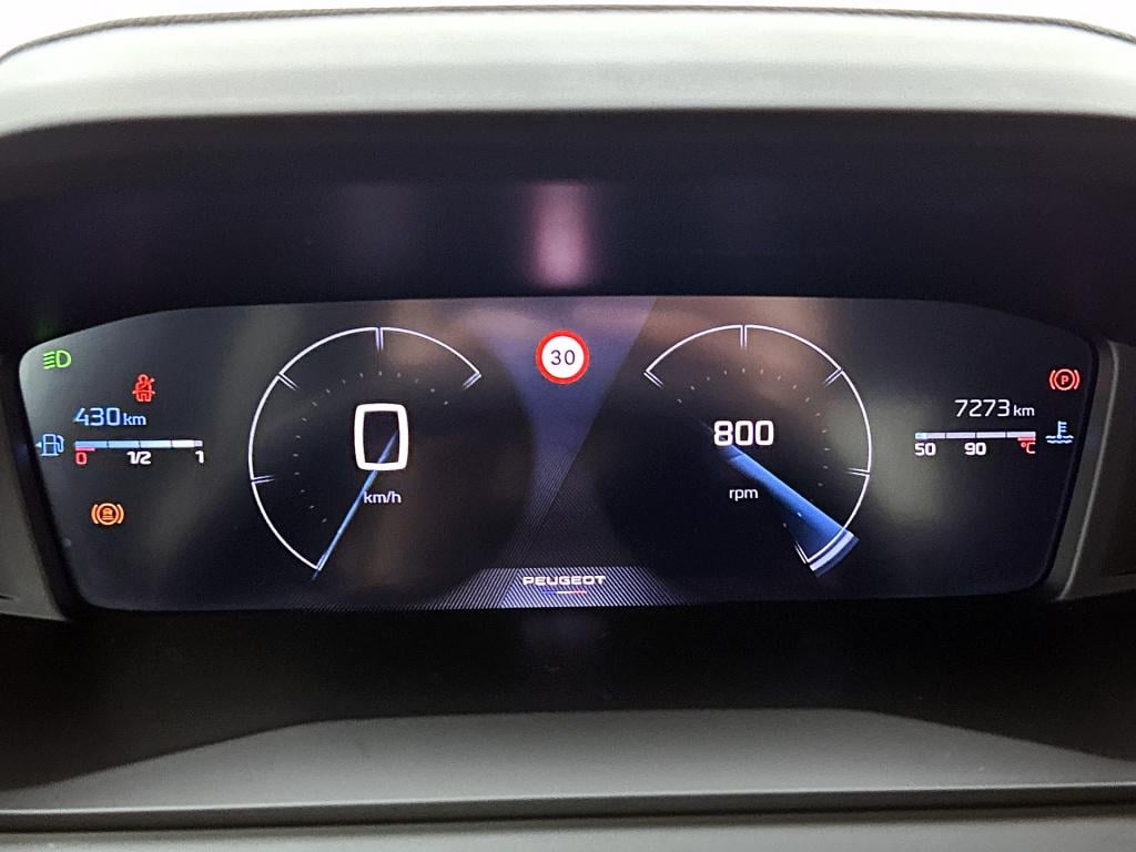 Peugeot 208 100pk allure | rijklaar | parkeersensoren rondom | navigatie |