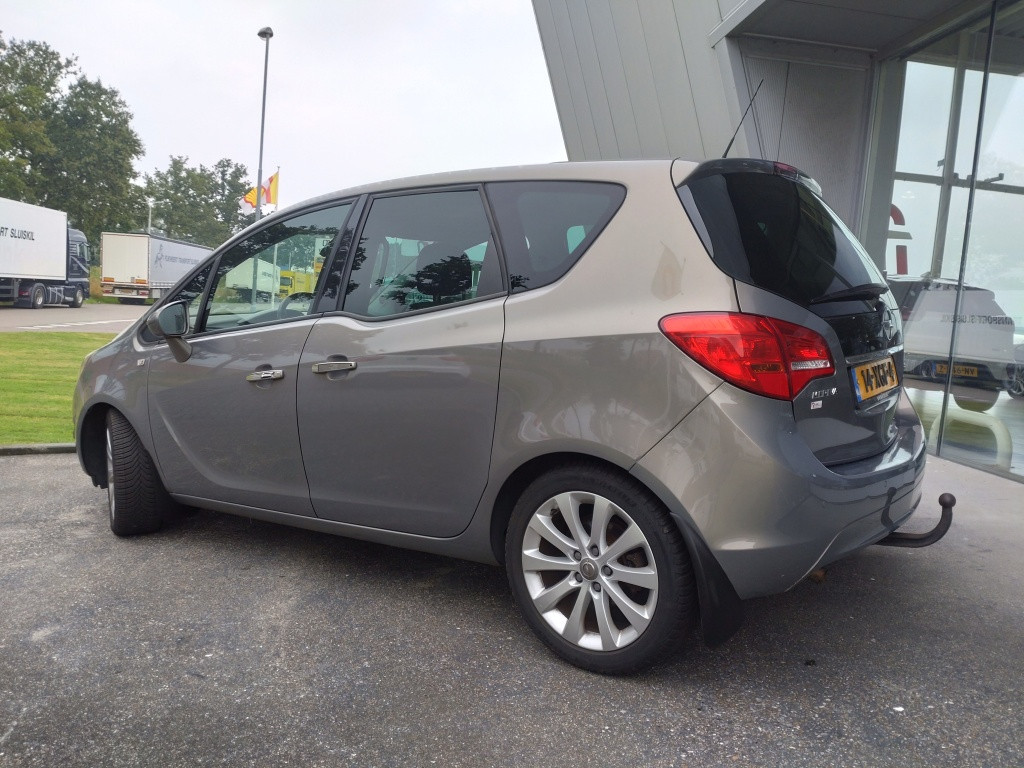 Opel Meriva 1.4 turbo color ed.