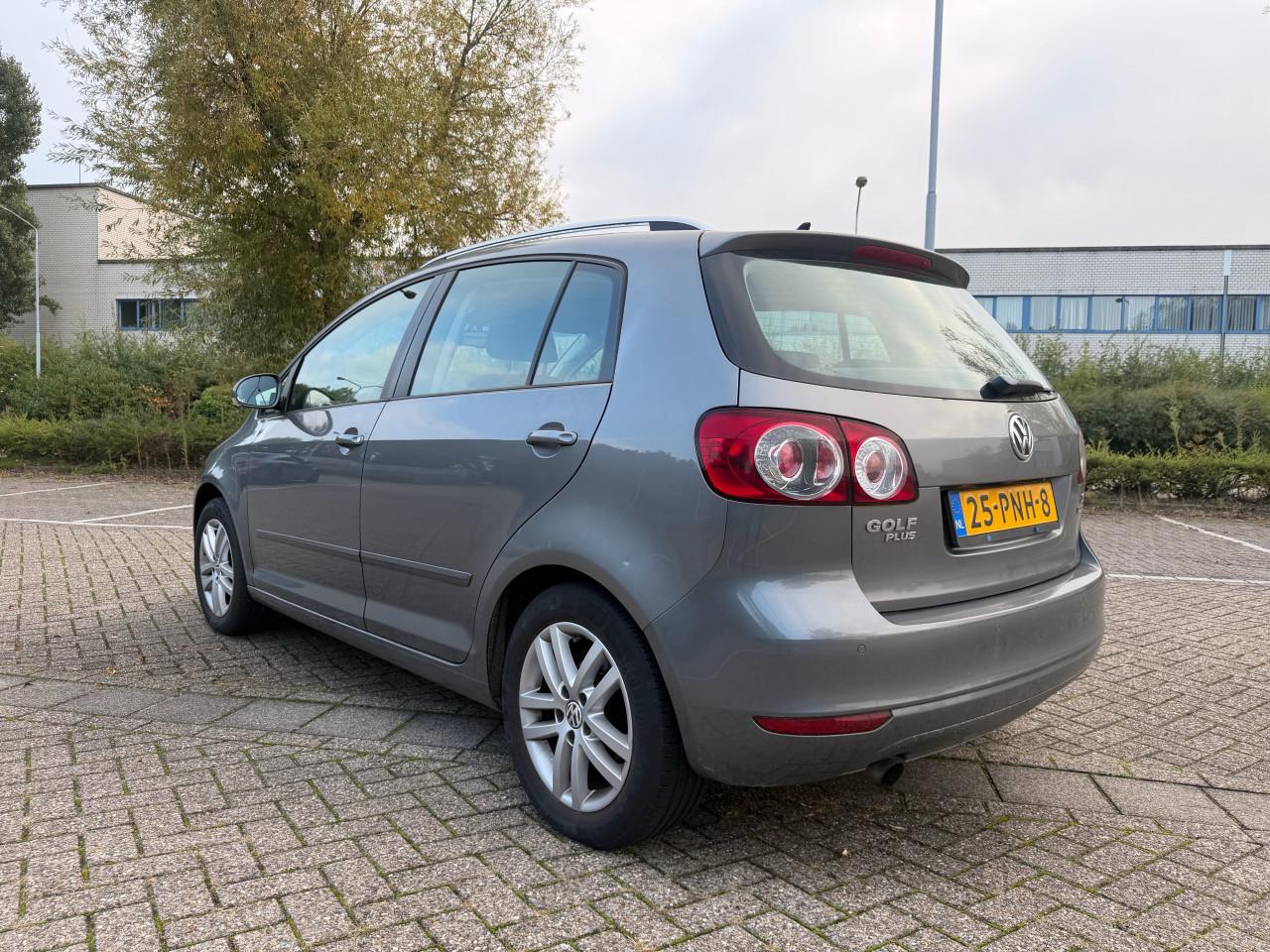Volkswagen Golf Plus 1.2 TSI Highline | Apk |Airco | Cruise | Pdc | Lage KM