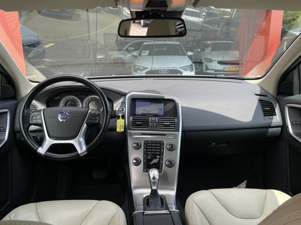 Volvo XC60 2.0 t5 summum plus line automaat | leer | pano | xenon | 18'' lm