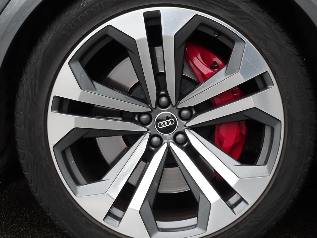 Audi Q8 55 tfsi e quattro pro line s | pano | matrix led | b&o 3d | 22"