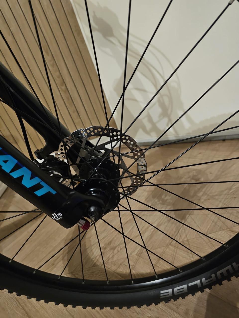 GIANT MTB 27,5er / L