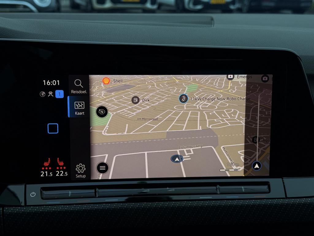 Volkswagen Golf 2.0 tsi r 4motion | pano | harman / kardon | stage 1+ 380pk