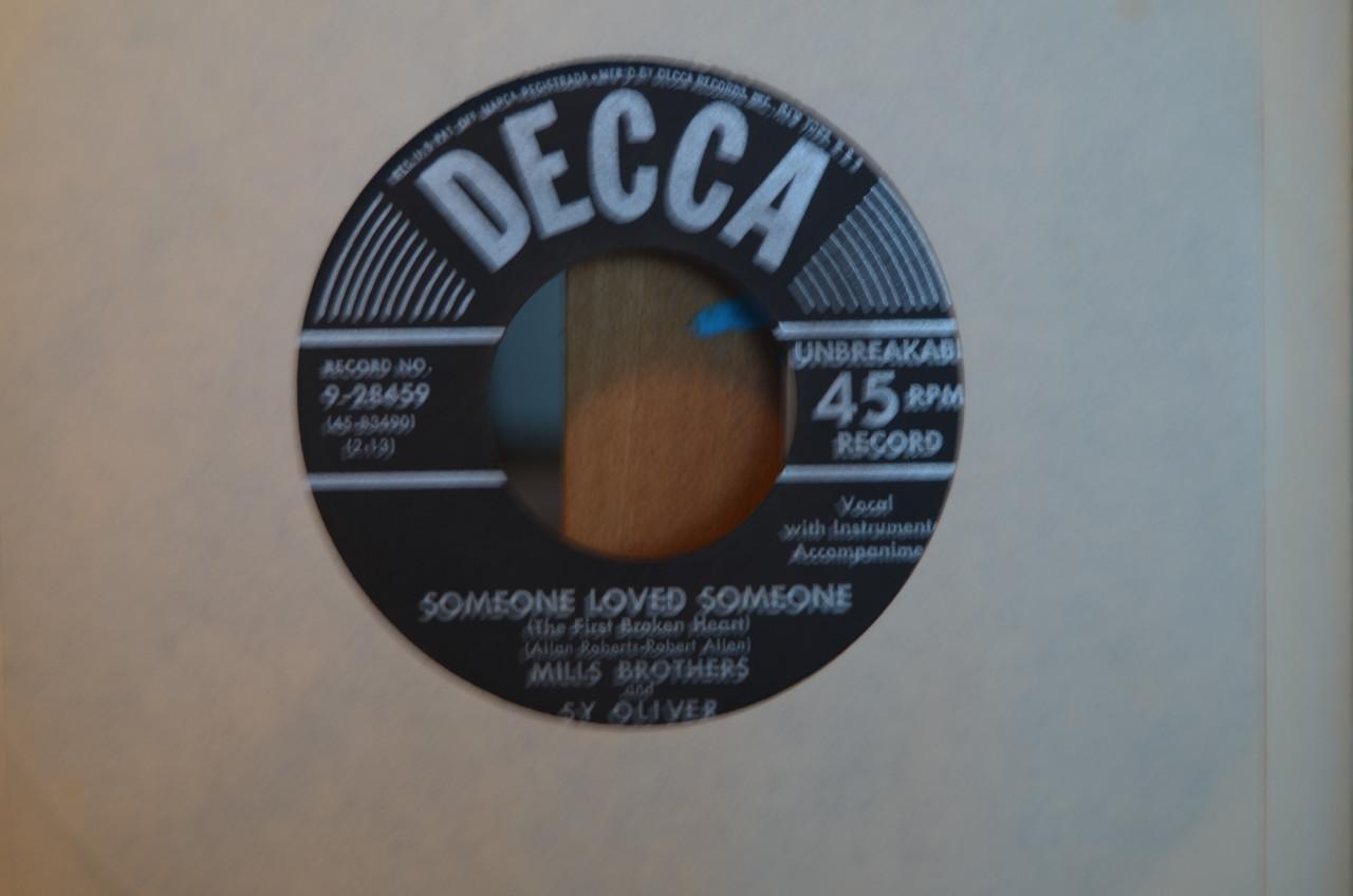 Diverse singles 'The Mills Brothers' (2)