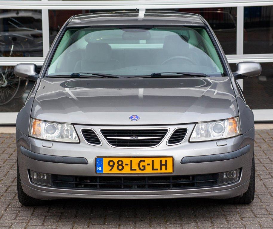 Saab 9-3 sport sedan 2.0t vector