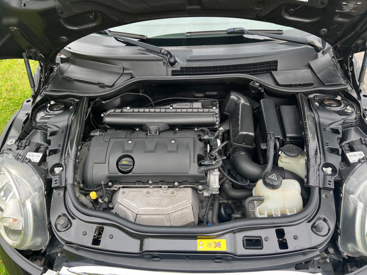 Prachtige Mini One Cabriolet uit 2012 met slechts 114.000 km