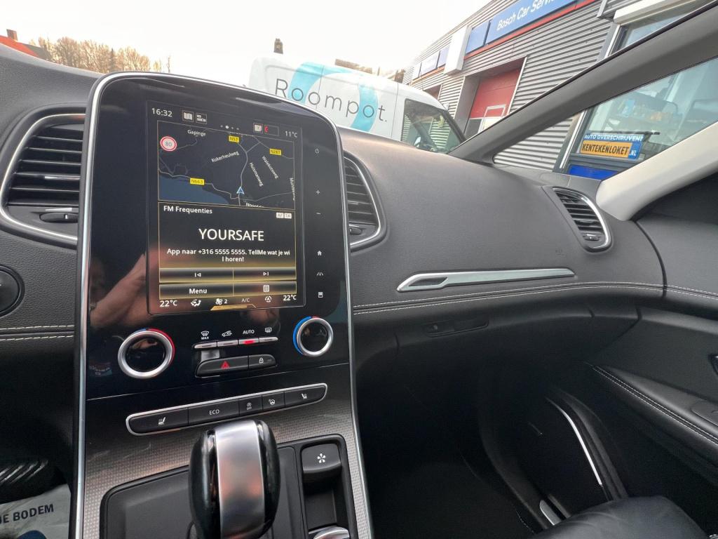 Renault Scenic 1.3 tce automaat, initiale paris, leer, trekhaak, camera 360