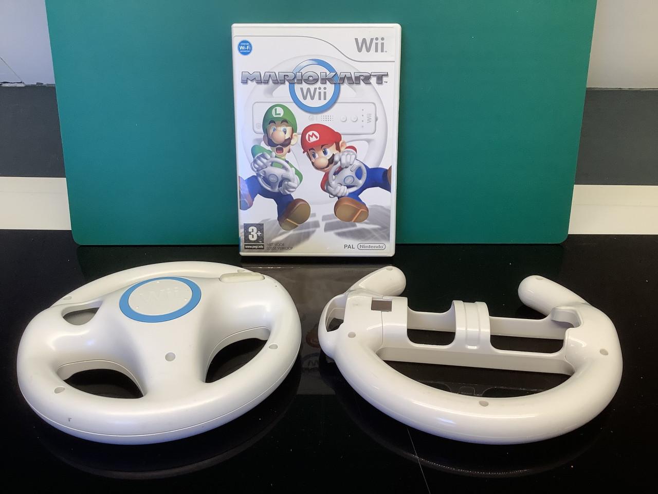 Nintendo Wii spel : Mario Kart + stuurtjes