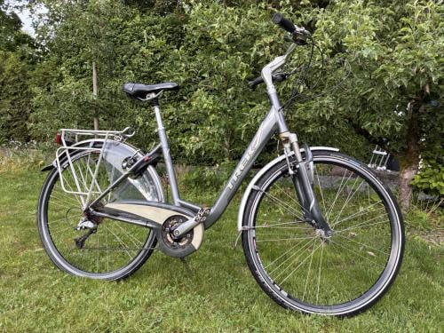 Te koop: dames fiets 28 inch Trek Navigator T500 framemaat 51 cm