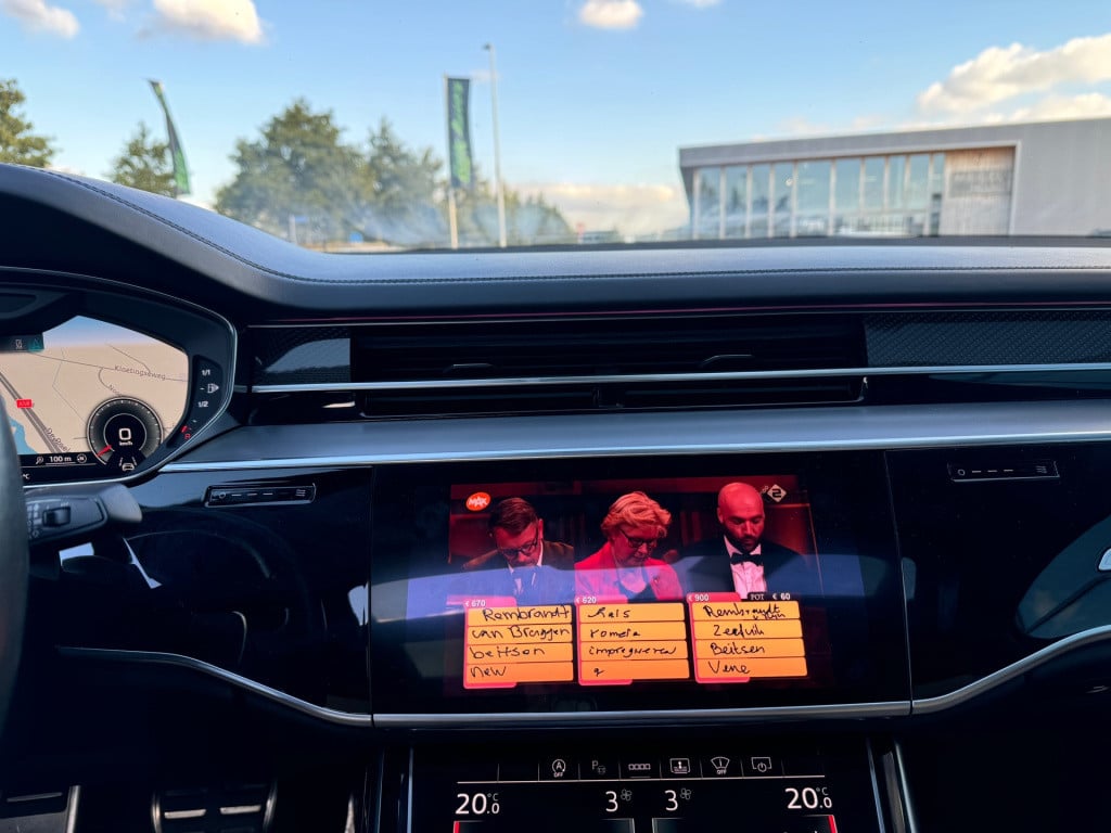 Audi S8 4.0 tfsi s8 np280,000€ abt keramisch laser nachtzicht 4-wielsturing