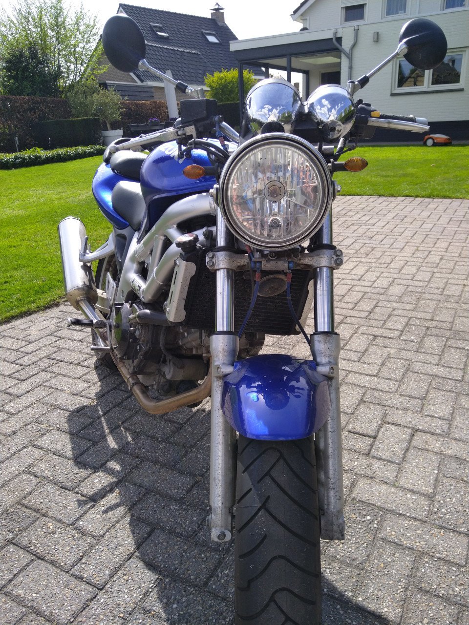 Suzuki SV650