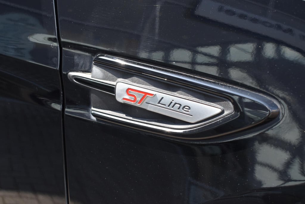 Ford Kuga 1.5 ecoboost st line | climate control | cruise control | sony pr