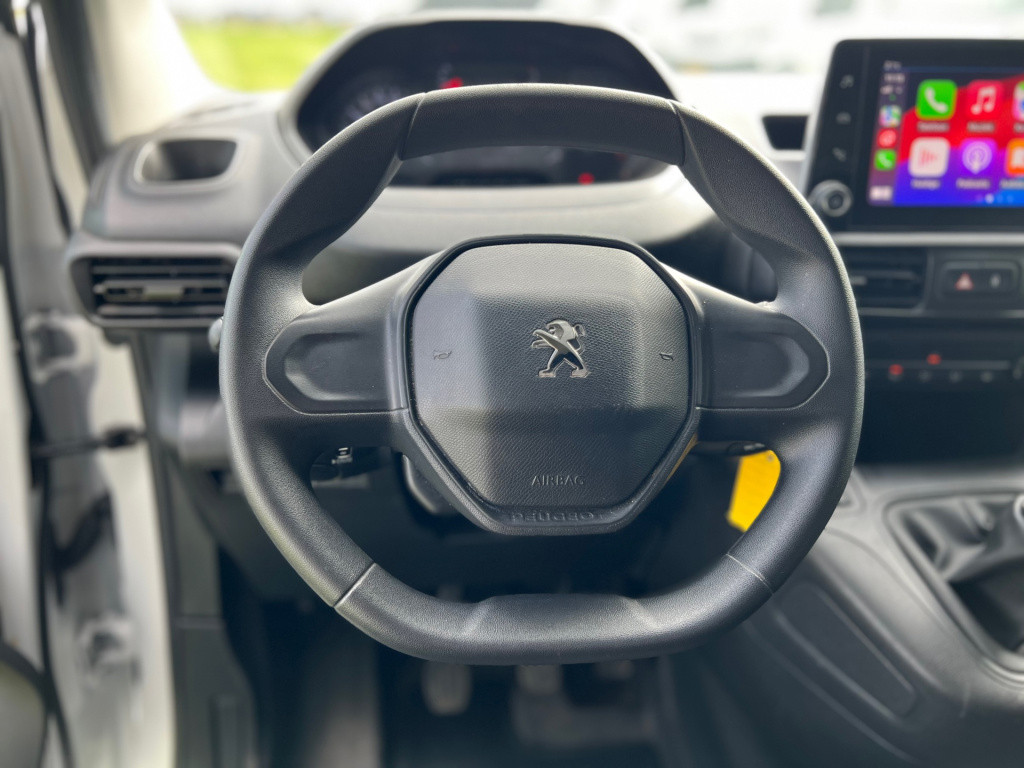 Peugeot Partner 1.5 bluehdi premium//apple carplay//cruise