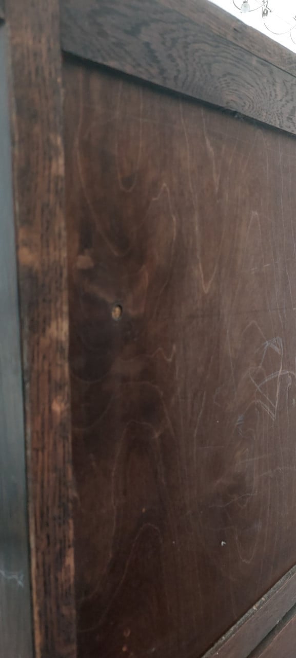 Antieke houten ladenkast
