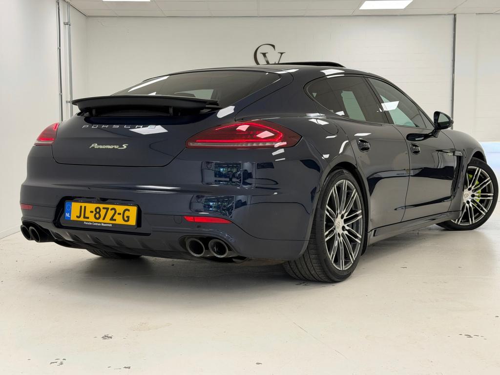 Porsche Panamera 3.0 s e-hybrid | org. nl | 1e. eigenaar | night blue metal