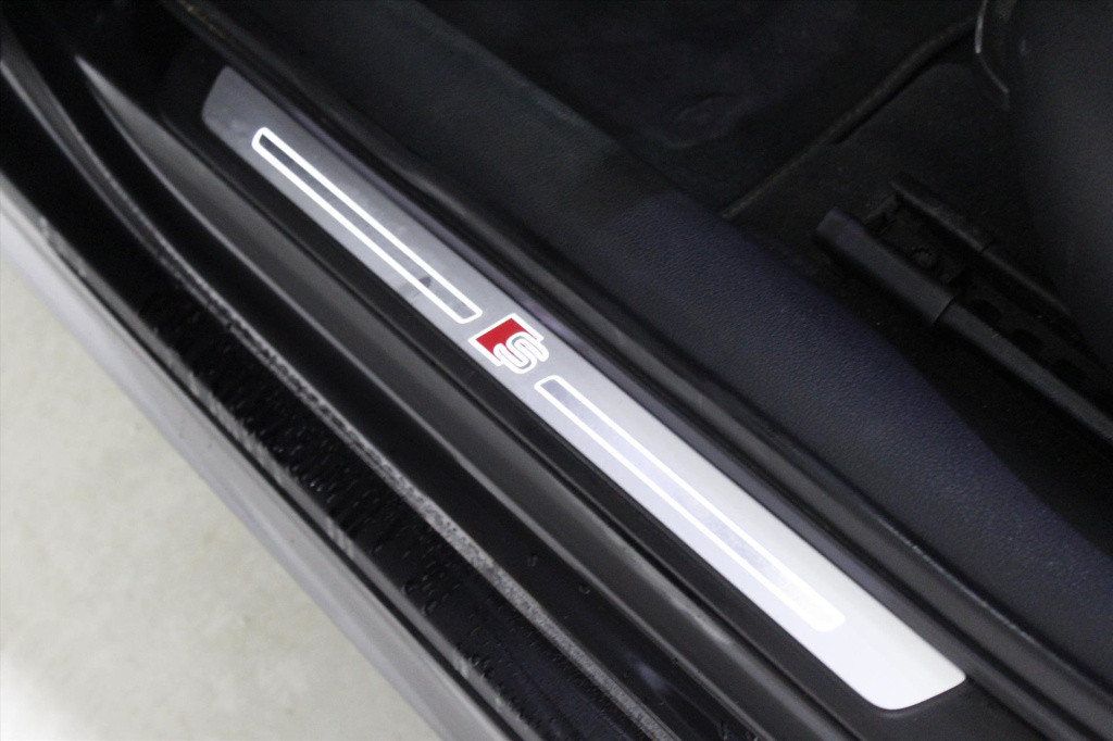 Audi A3 40 e-tron 204pk s tronic advance sport