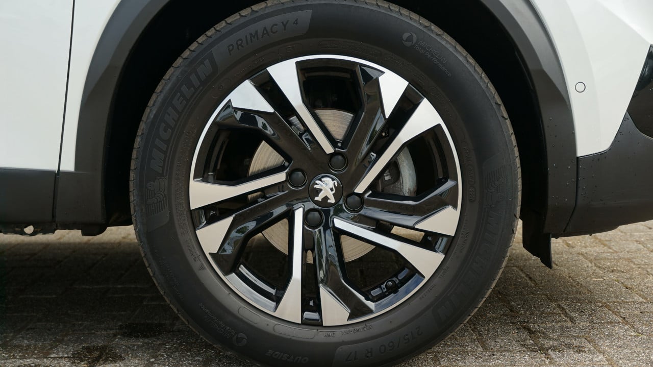 Peugeot 2008 1.2 PureTech GT-Line rijklaar incl garantie