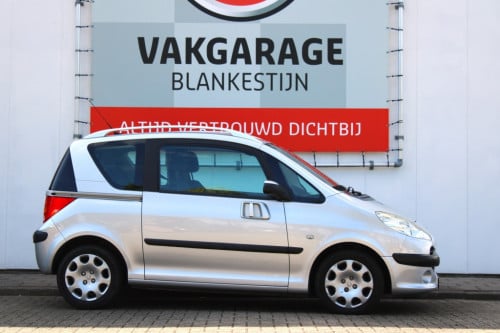Peugeot 1007 1.6-16v gentry