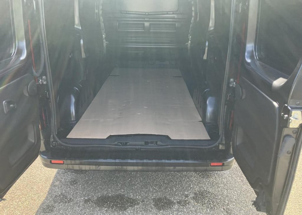 Renault Trafic 2.0 blue dci 150 t30 l2h1 extra - reservewiel