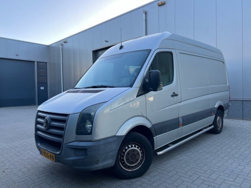 Volkswagen Crafter 28 2.5 TDI L2H2- 212.140Km