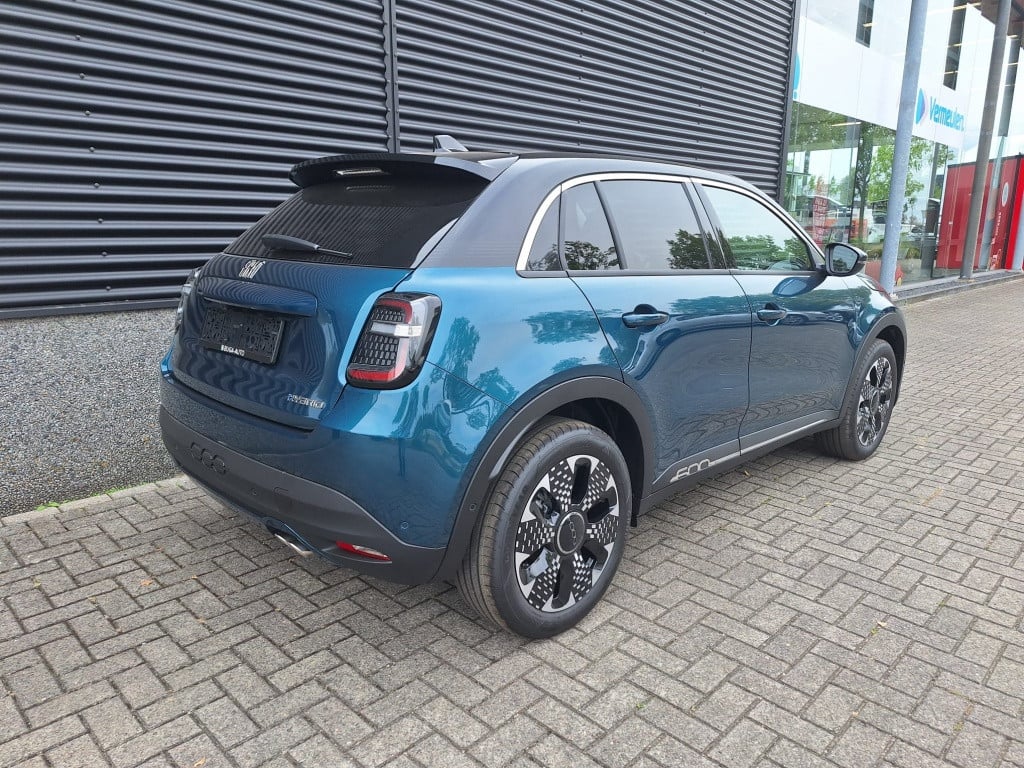Fiat 600 1.2 hybrid 110 la prima