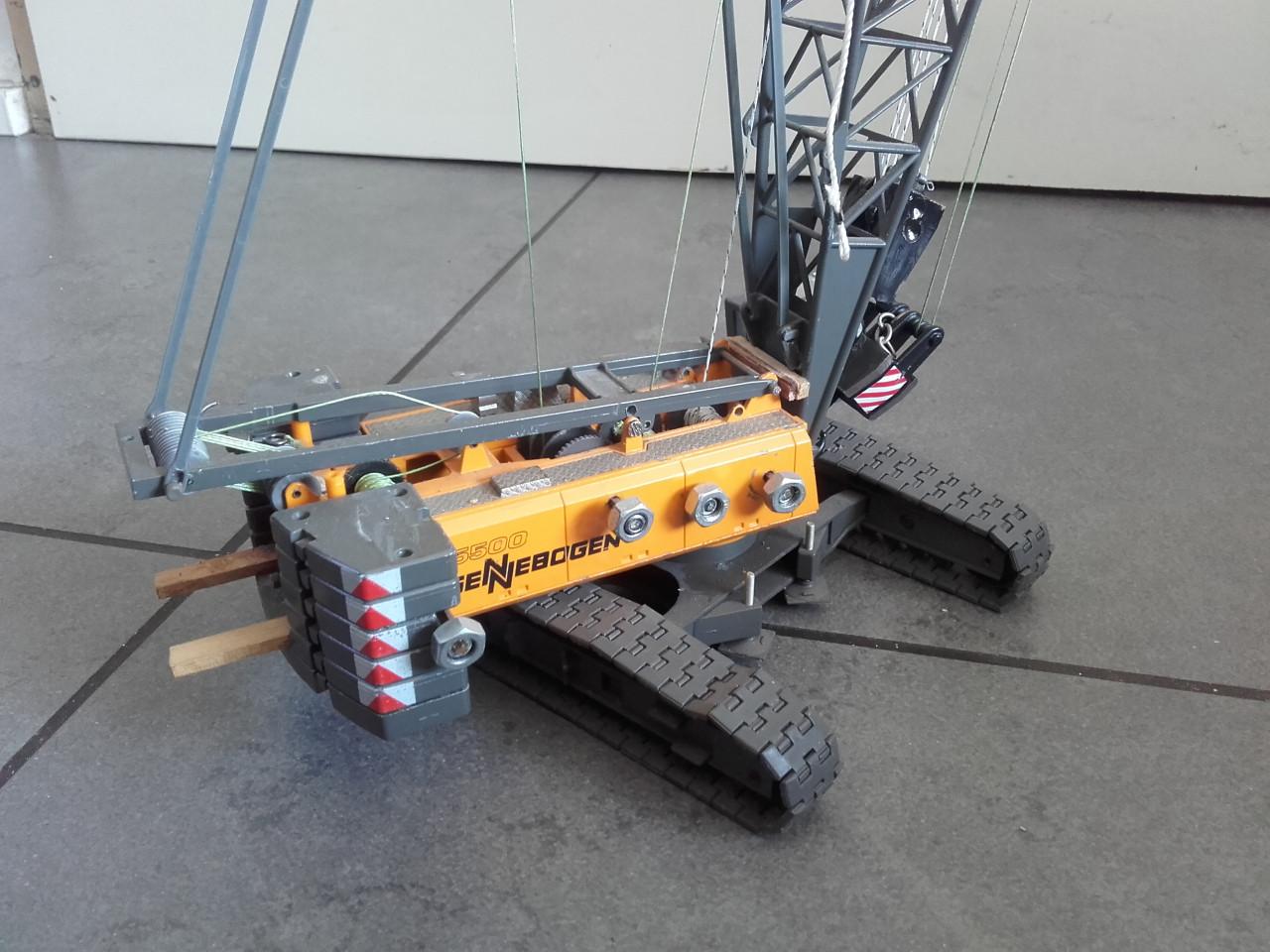 Sennebogen rupskraan conrad. 1:50