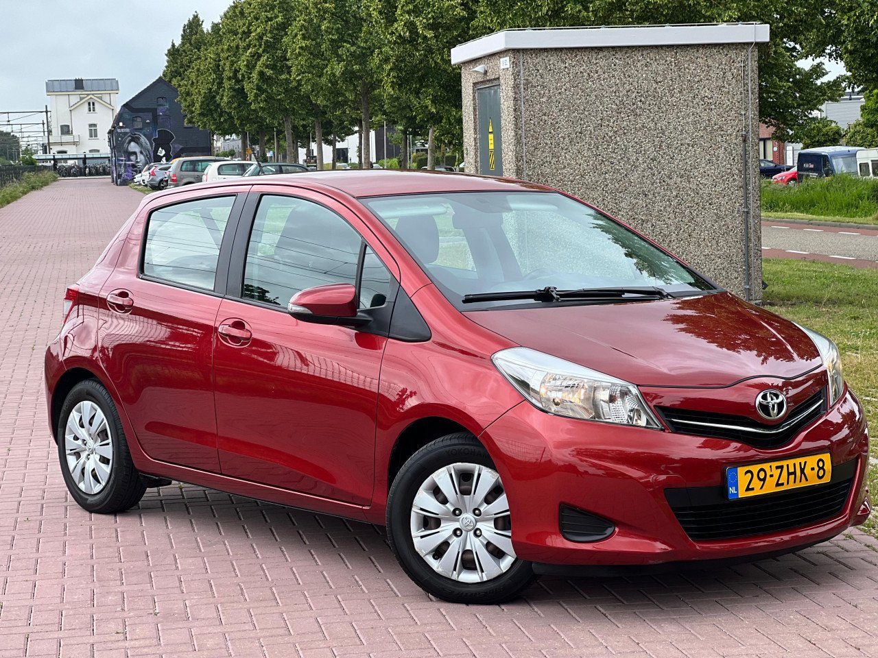 Toyota Yaris 1.3 VVT- i Aspiration | 5- Deurs | Automaat!  | Navi + Camera