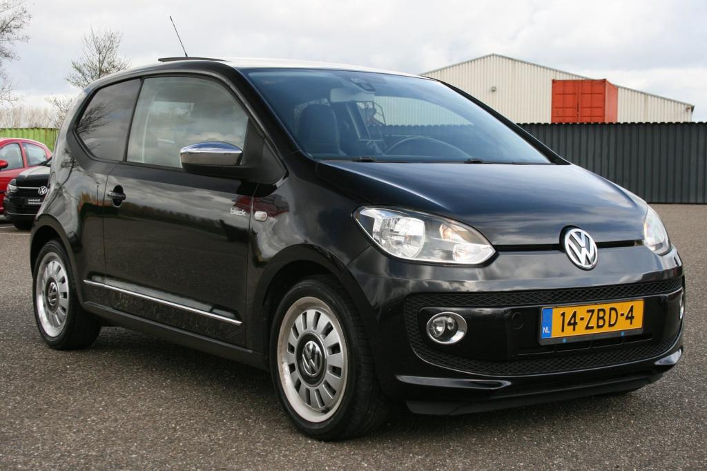 Volkswagen UP! 1.0 high up! black edition bluemotion