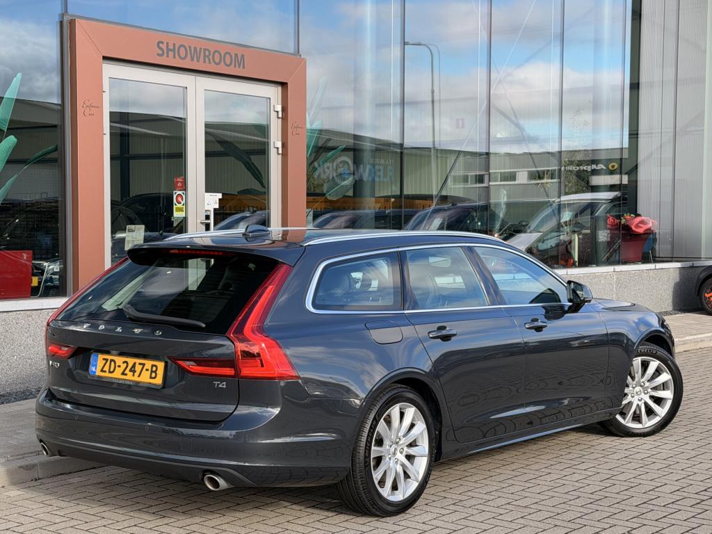 Volvo V90 2.0 t4 momentum | apple carplay | acc | elek. trekhaak | stoel/st