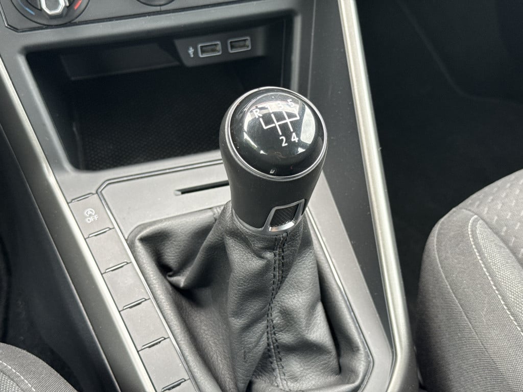 Volkswagen Polo 1.0 tsi comfortline | nl-auto | 1e eig | navi | carplay | a