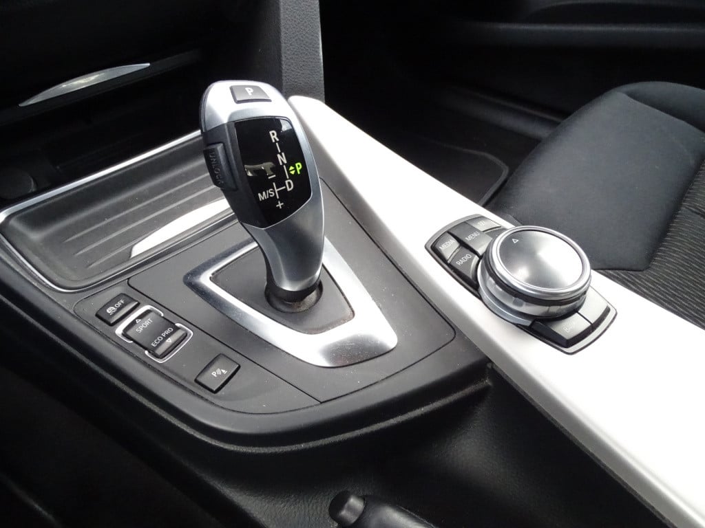 BMW 3-serie gran turismo 320i business | bi-xenon | navi