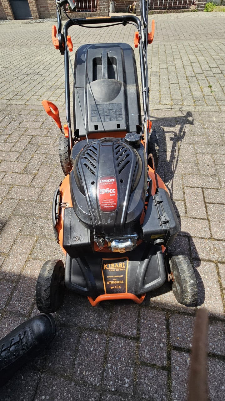 Motormaaier zelf rijdend