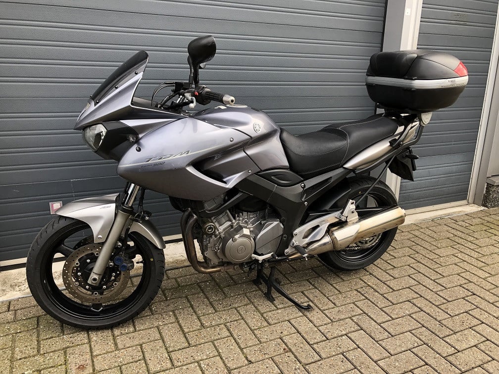 Yamaha TDM900 ABS '2007 met 49dkm, topkoffer, nette staat, rijklaar €3795,-
