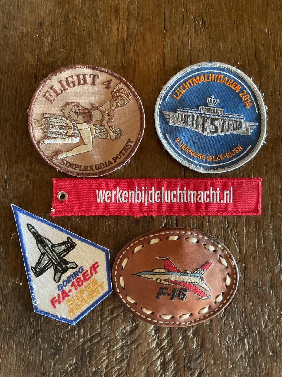 Luchtmacht badges & F 16 gesp