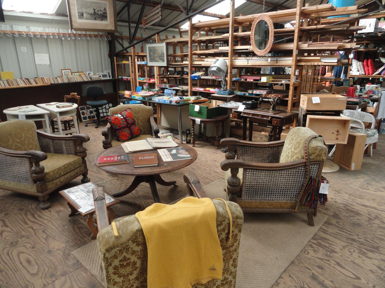 Rommelmarkt / Schuurverkoop