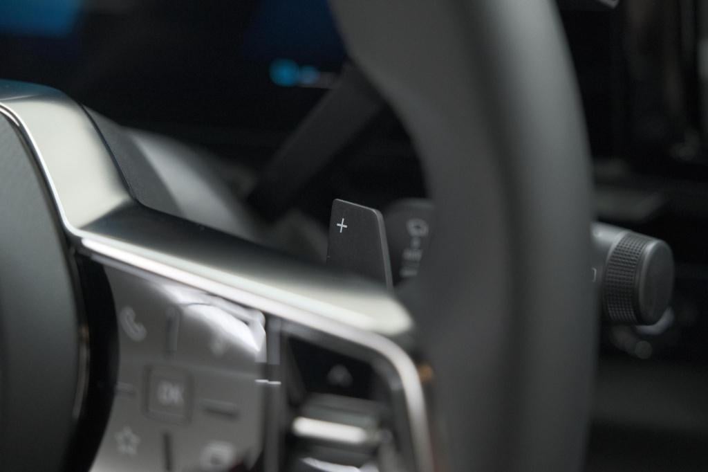 Renault Austral 1.2 e-tech full hybrid 200 techno | 360 camera | panoramada