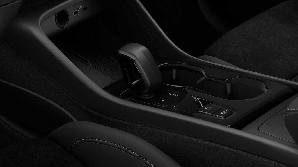 Volvo XC40 b4 gt plus dark