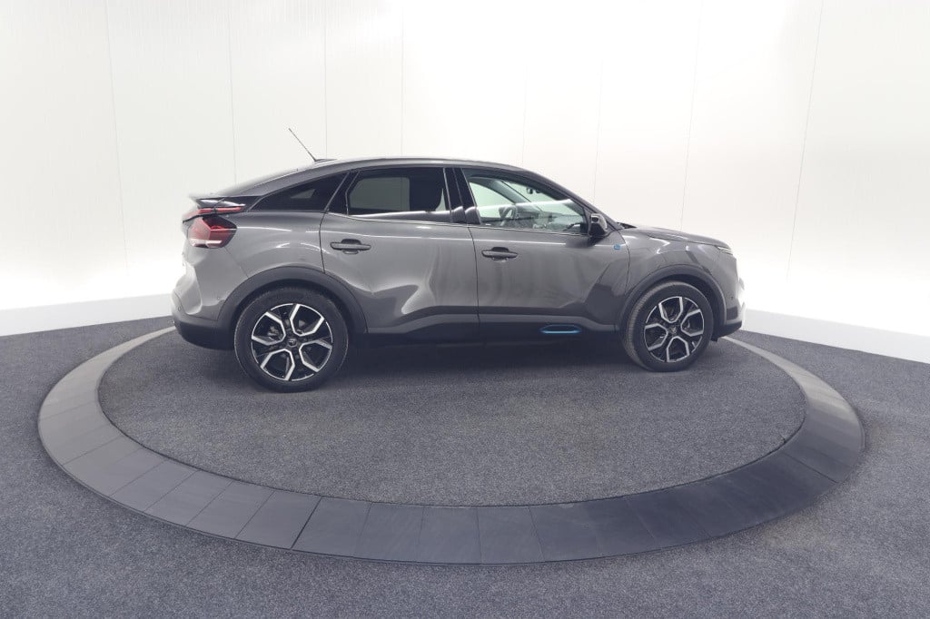Citroen Ë-c4 shine 50 kwh | camera | pack winter | apple carplay | navigati