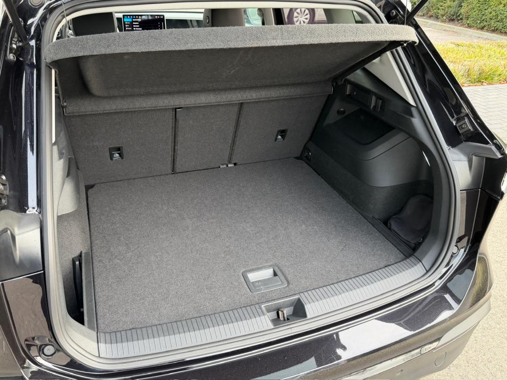 Volkswagen Tiguan 1.5 etsi life | camera | trekhaak | dode hoek | rijklaar 