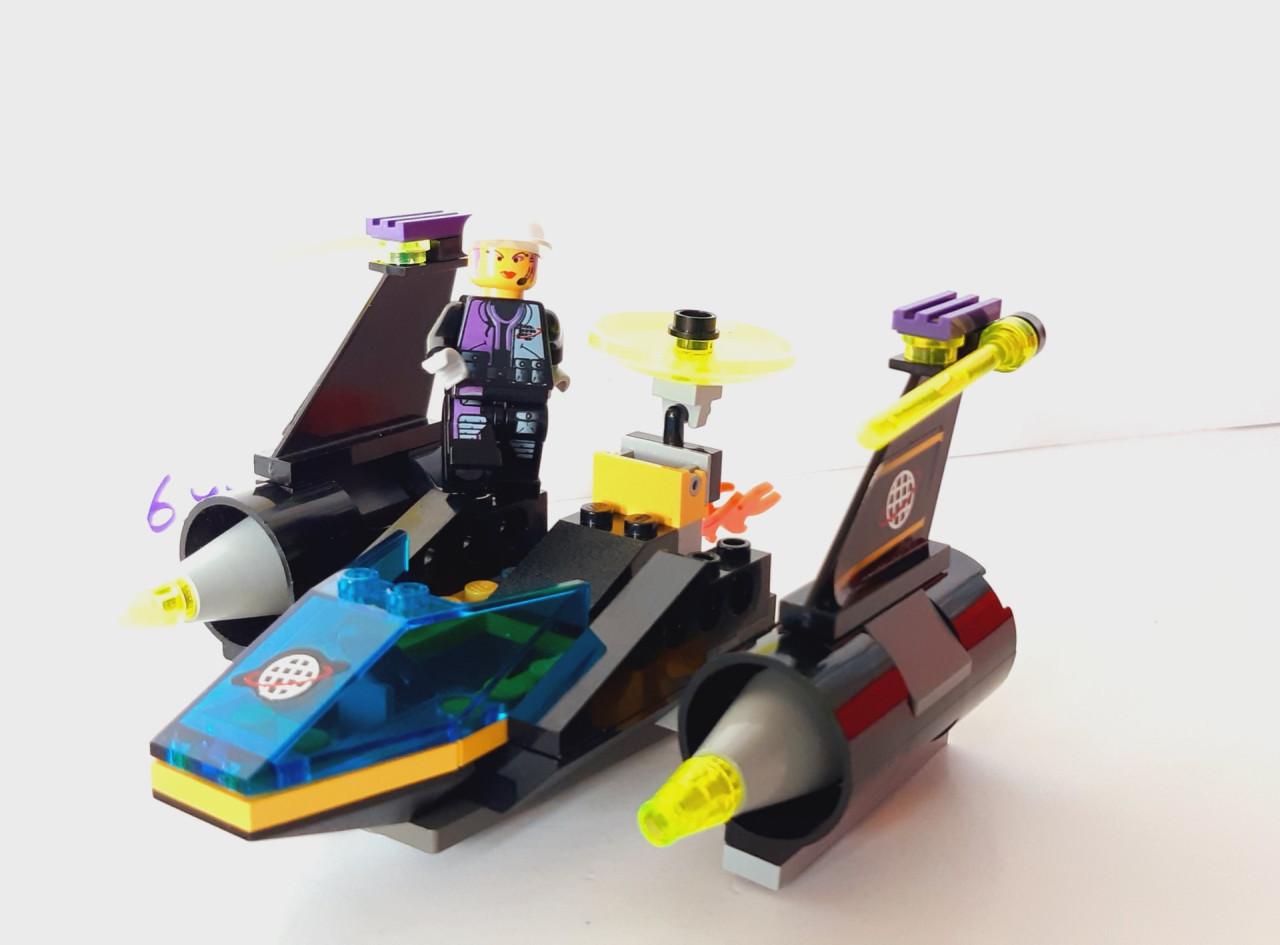 Lego 6772: Alpha team Cruiser