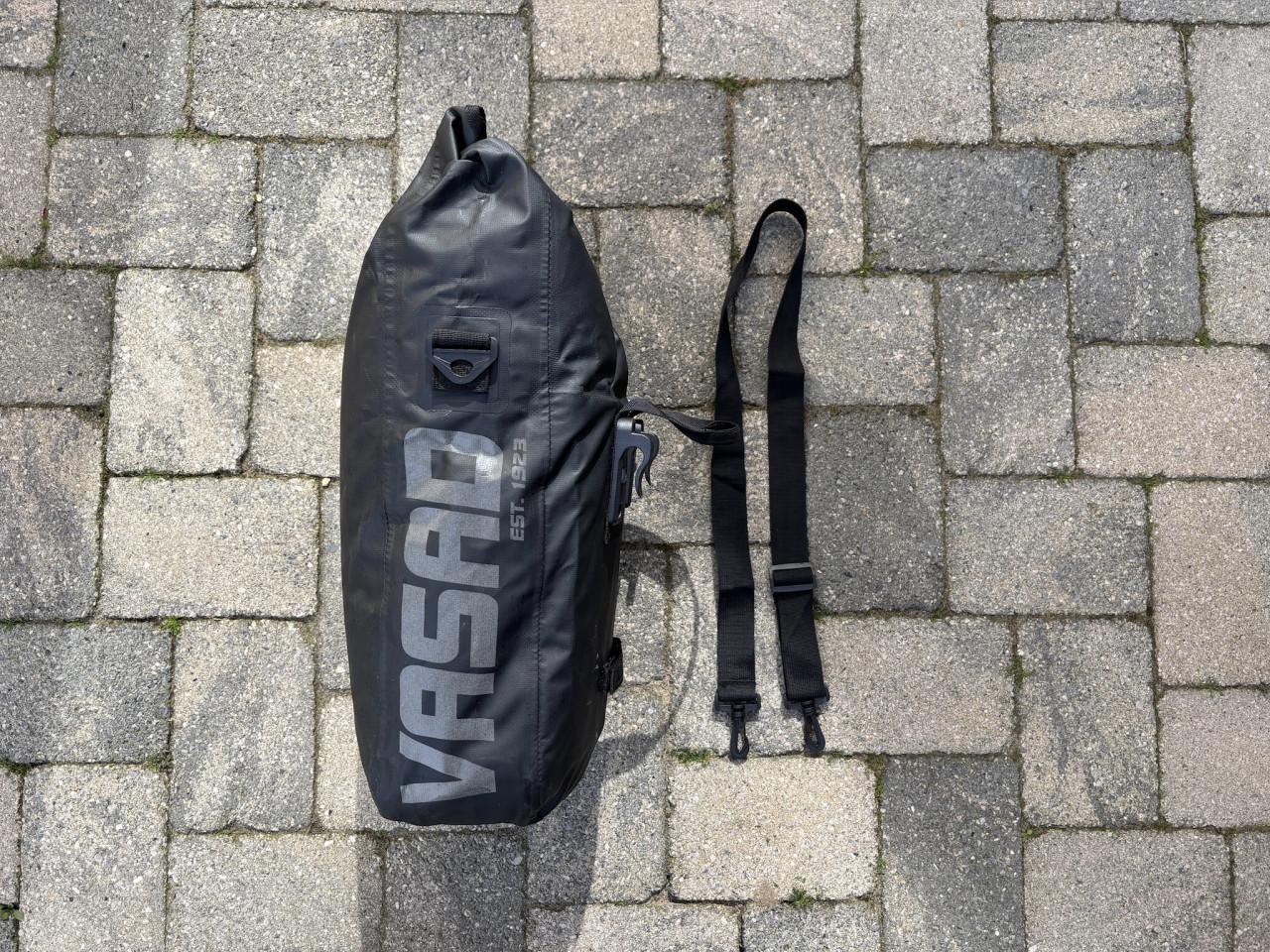 2 waterdichte fietstassen in zeer goede staat - 23 liter inhoud