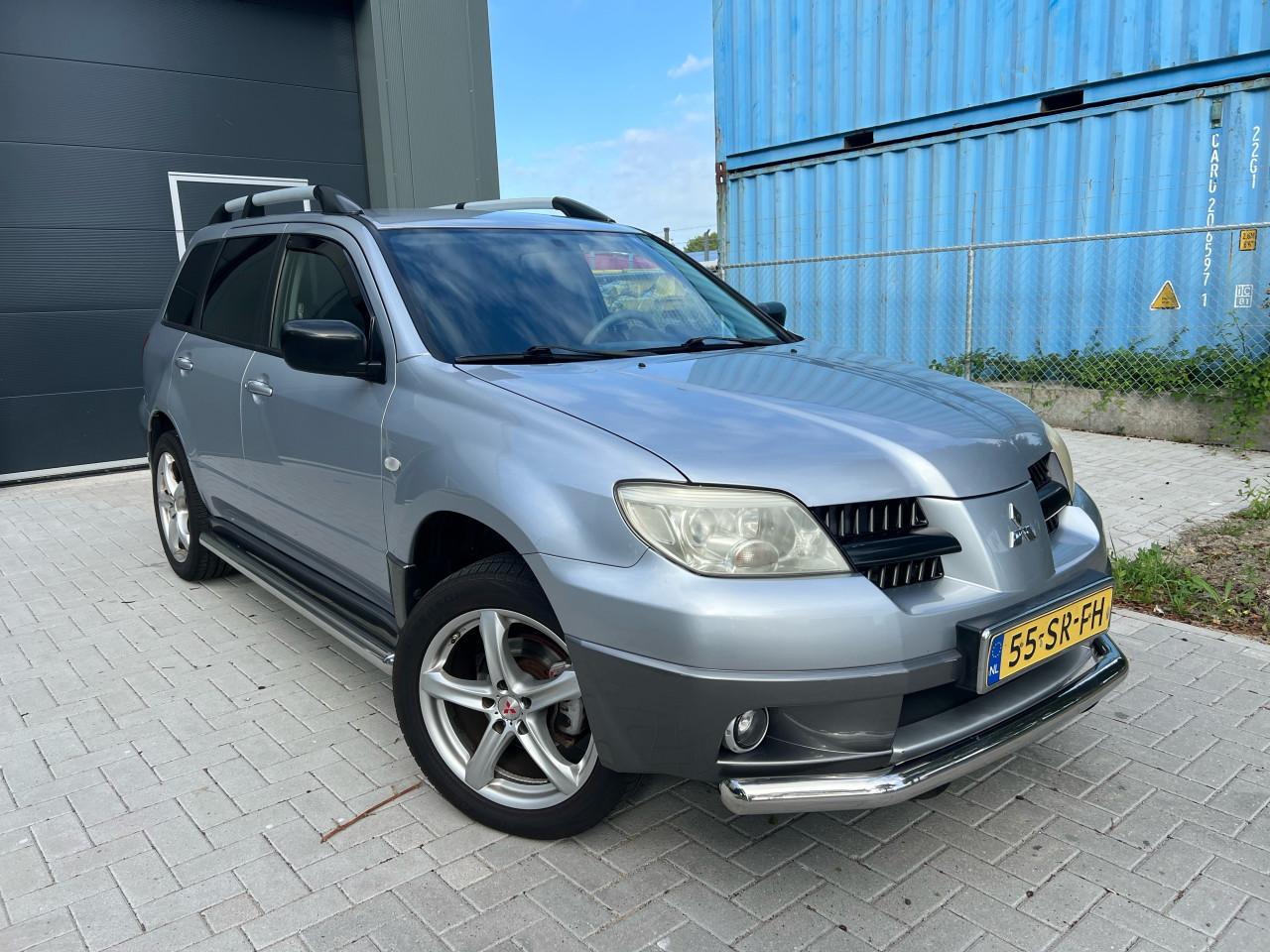 Mitsubishi Outlander Sport 2.0 Invite +