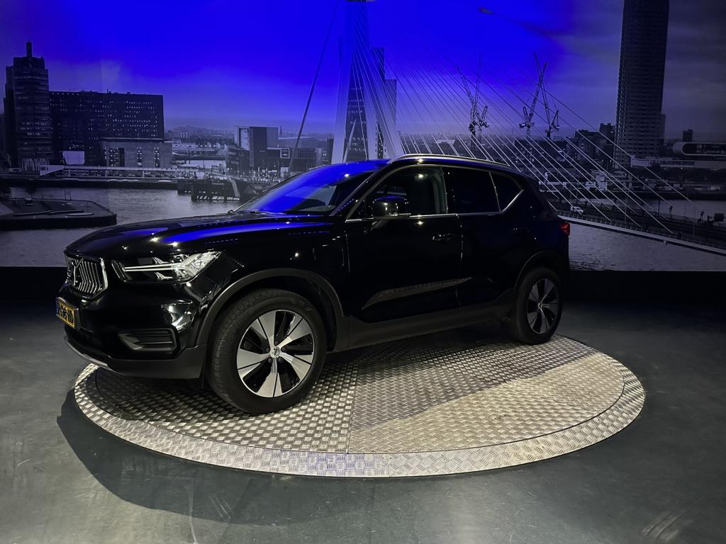 Volvo XC40 1.5 t4 recharge inscription expression *trekhaak*