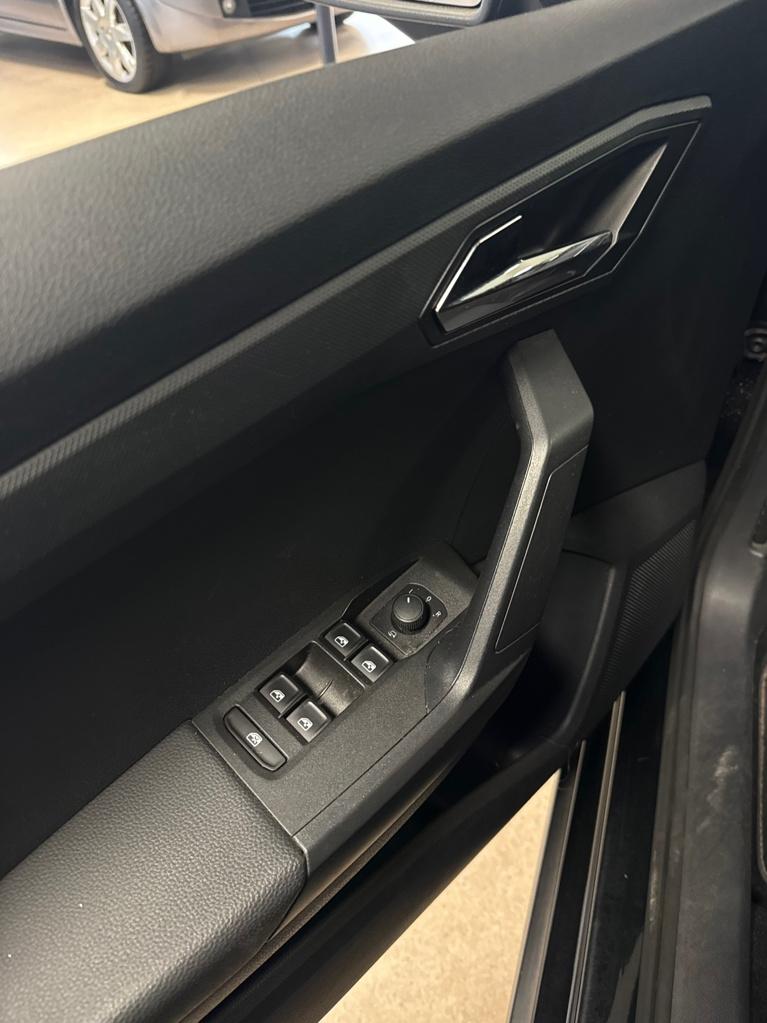 Seat Arona 1.0 tsi xcellence business intense