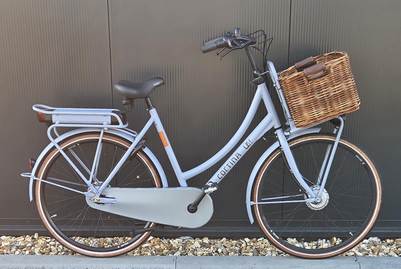 Mooie Cortina U4 400Wh 57cm