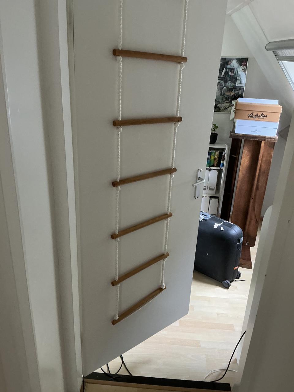 Touwladder voor kinderkamer, zie foto’s