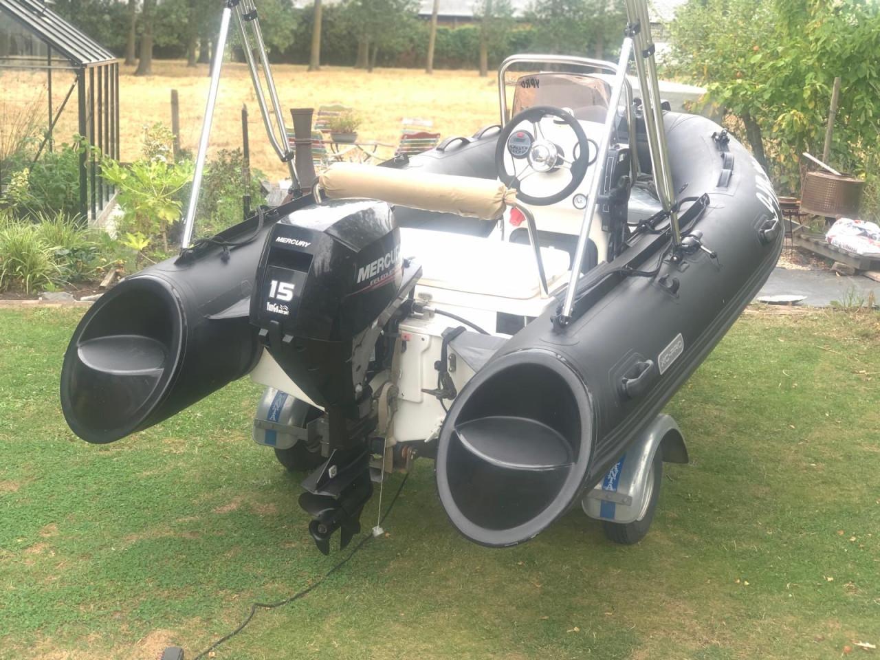 Ribboot 3.30 met15 pk motor