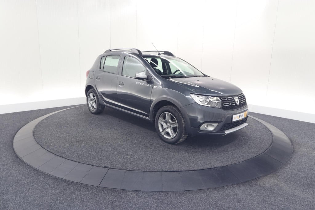 Dacia Sandero Stepway tce 90 sl automaat | trekhaak | camera | navigatie