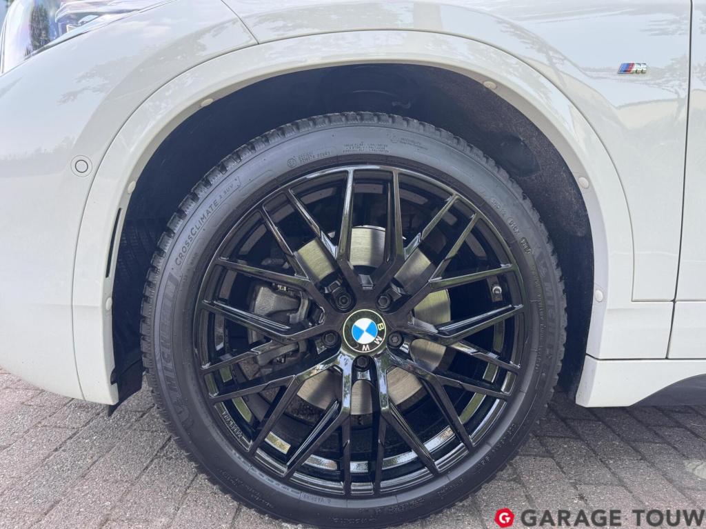 BMW X2 sdrive20i high executive m-sport *pano, hud*